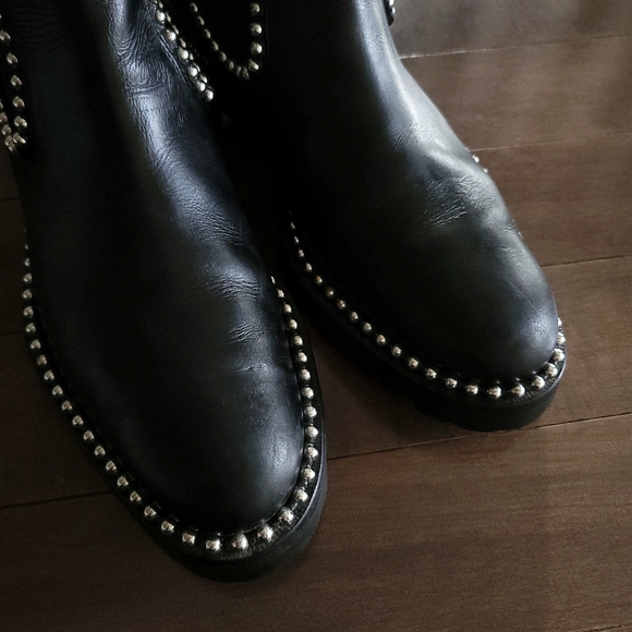 Alexander Wang Spencer Ball Studd Leather Chelsea Boots - Picture 4 of 14